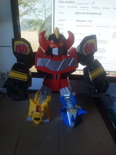 Robot action figure - action, figure.