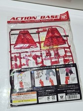 Support d’exposition Bandai