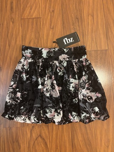 Nwt flowers zoe black - zoe, pink