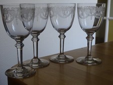 SAINT LOUIS 4 ANCIENS VERRES
