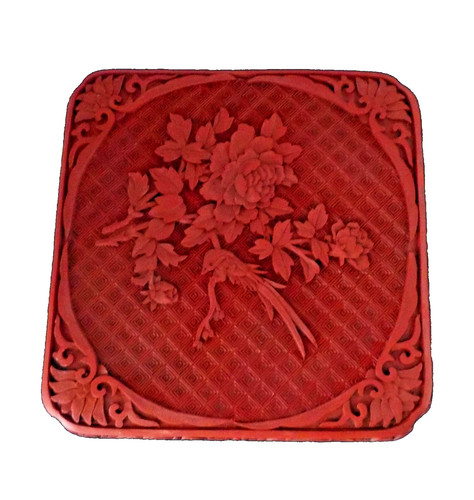 Boite chinoise laquée - , au