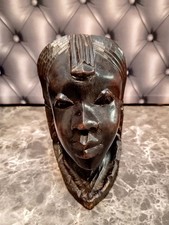 sculpture africaine, tête de femme, en bois d'ébène