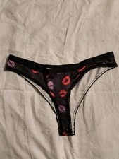 Culottes Avec Lèvres