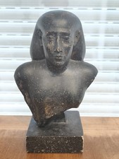 Statue  Sculpture Naophore Egypte Musée Du Louvre Paris Matière Grauwacke