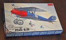 Maquette avion 1/32 Pfalz D.III. Roden Ro613. Comme neuf