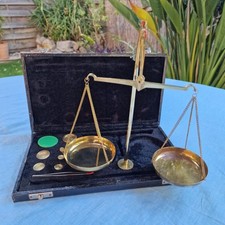 Ancienne balance trébuchet de bijoutier en laiton, Coffret Vintage Complet...