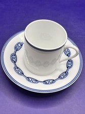 Tasse à café et soucoupe