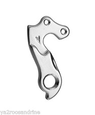 patte de dérailleur arrière