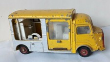 Dinky toys - ),