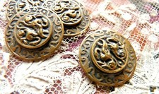 LOT DE 4 ANCIENS BOUTONS