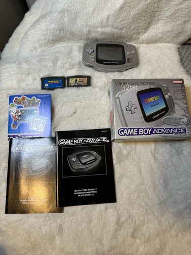 Nintendo game boy - game, advance