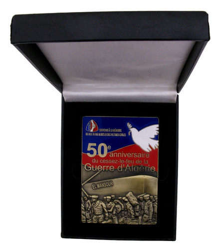 Médaille table militaria - médaille,