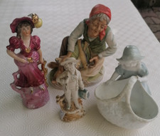 4 personnages divers : porcelaine, biscuit