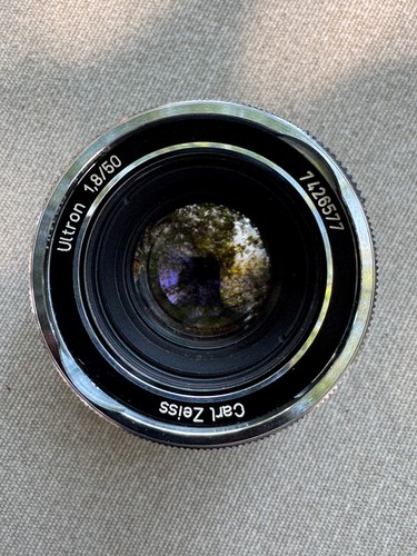 Carl zeiss ultron - ultron, m42