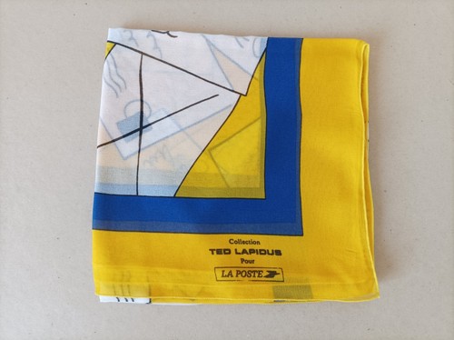 Foulard jaune pub - pub, vintage