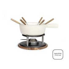 Service a fondue tradition -