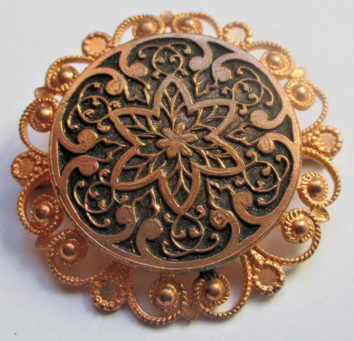 Ancienne broche ronde couleur