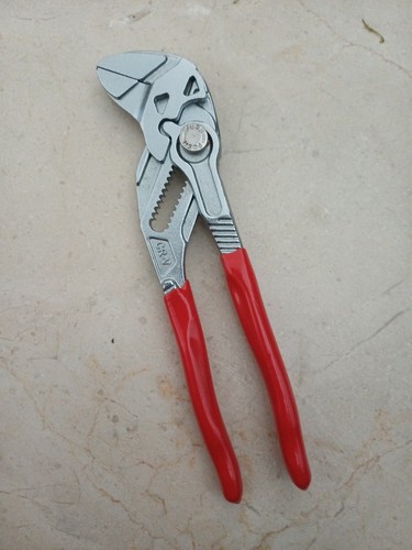 Pince bloque ecrous 180mm - bloque,