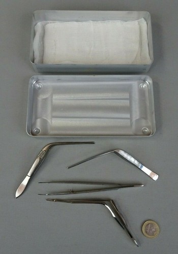 Instruments médecine - 4,