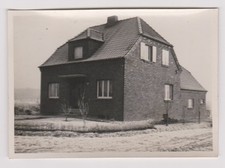 photo ancienne ?️ maison briques années 50 toiture tuiles lucarne