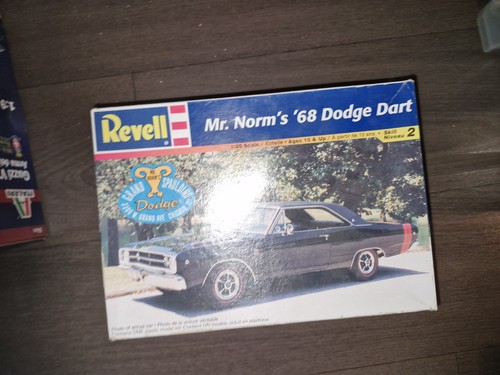 Revell norm 1968 dodge - norm's,