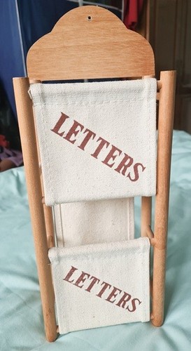 Porte courrier bois et - courrier,