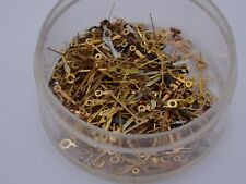 Lot de plus de 450 aiguilles (hands) ancienne Yema ? Diver..