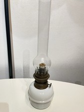 Magnifique Ancienne Lampe À Pétrole En Opaline Avec Mèche Fonctionnelle Vintage