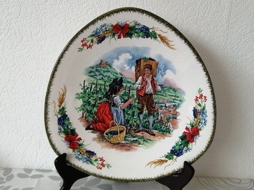 Ancienne assiette décorative - assiette,