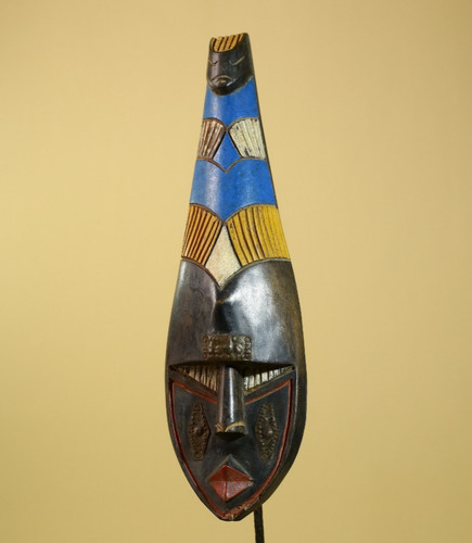 Ancien masque africain - , peint