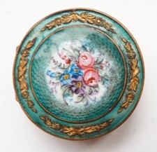 Petite boite en métal doré et émail 19e siècle enamel box