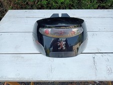 Coque arrière de selle + clignotants + feu arrière peugeot elystar 50 cm3 02/14