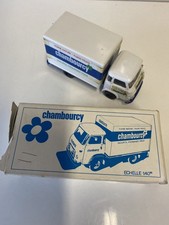 Ancien Camion RENAULT SUPER