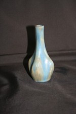 Vase en grès ancien