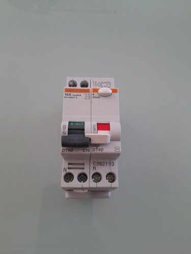 Disjoncteur differentiel dt40 - differentiel,