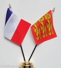 Ensemble drapeau de table