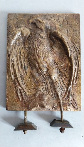 Sculpture signée bas - sculpture, bas-relief