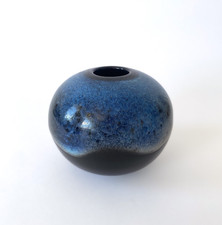 Vase boule en grès émaillé