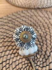 2 Boutons / Boules / Poignée