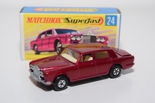 B11 1:64 3 INCH MATCHBOX SUPERFAST 24 ROLLS ROYCE SILVER SHADOW MET. RED NMIB
