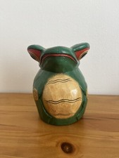 Tirelire En Bois Sculpté - Peint  A La Main "GRENOUILLE "