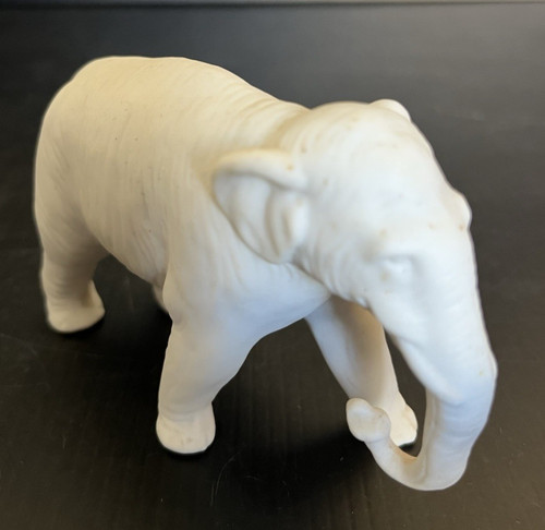 Miniature éléphant en - ,