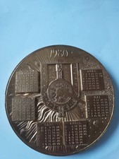 Medaille En Bronze Calendrier