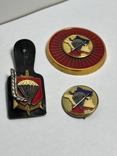 Parachutistes bataillon de - .,