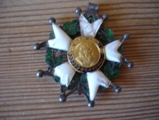 ancienne Médaille légion d'honneur Henri IV