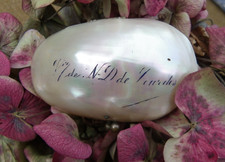 ANCIENNE BOÎTE COQUILLAGE PORTE CHAPELET - SOUVENIR DE NOTRE DAME DE LOURDES