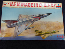 ESCI 4047, 1:48 Avion Maquette