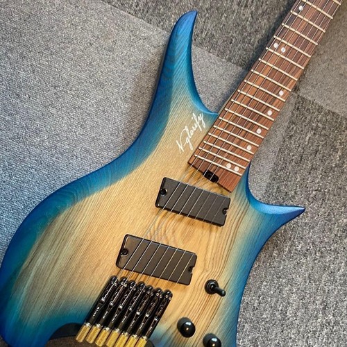 Guitare sans tête - , cordes
