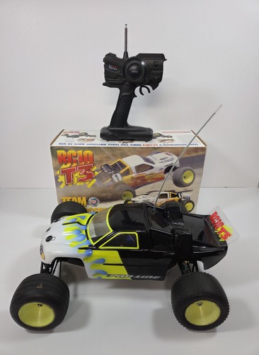 Vintage team associated - vintage,