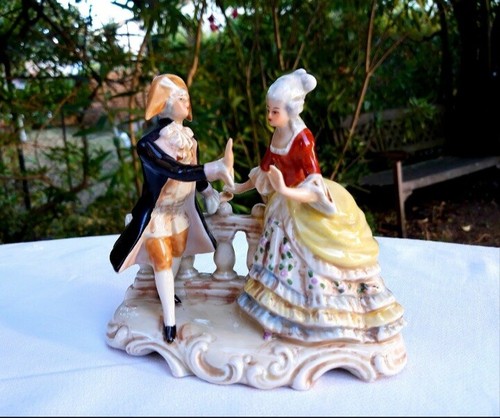 Couple dansant porcelaine - dansant, en
